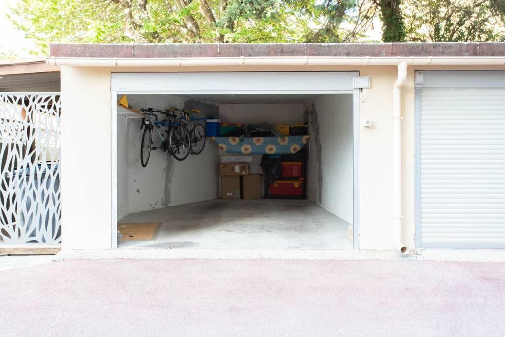 A6- 2 Bdr Incredible Sea View - Ac, Garage & Terrace Lägenhet Antibes Exteriör bild