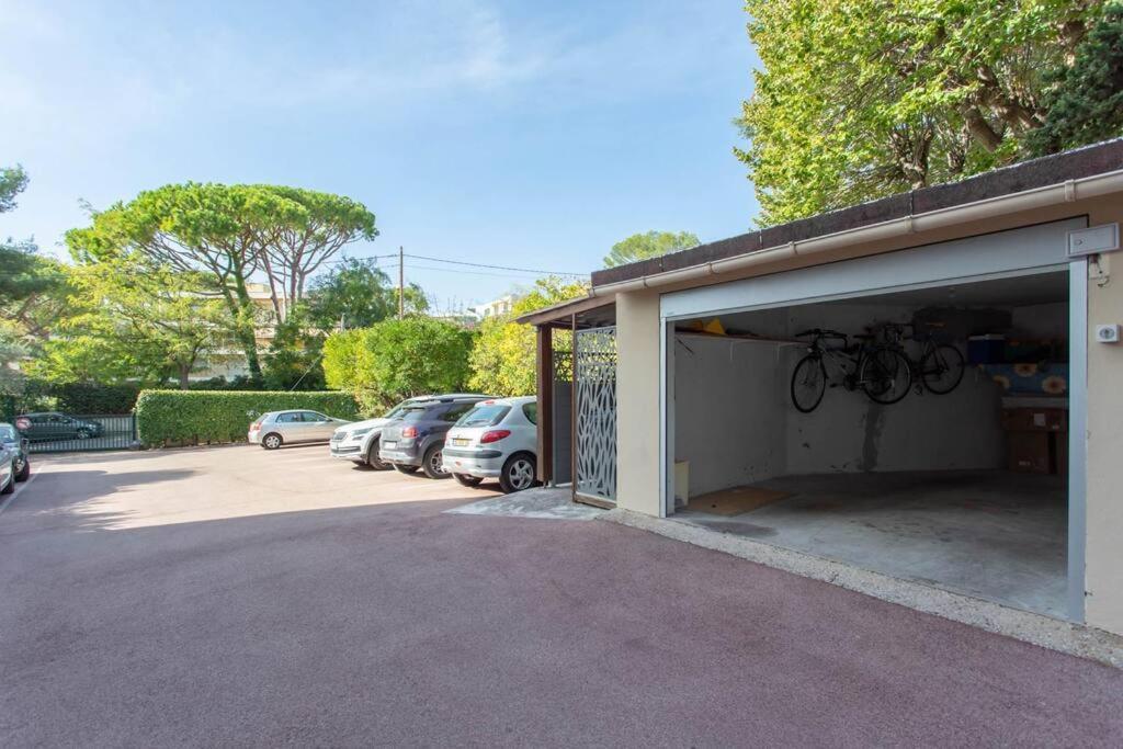 A6- 2 Bdr Incredible Sea View - Ac, Garage & Terrace Lägenhet Antibes Exteriör bild